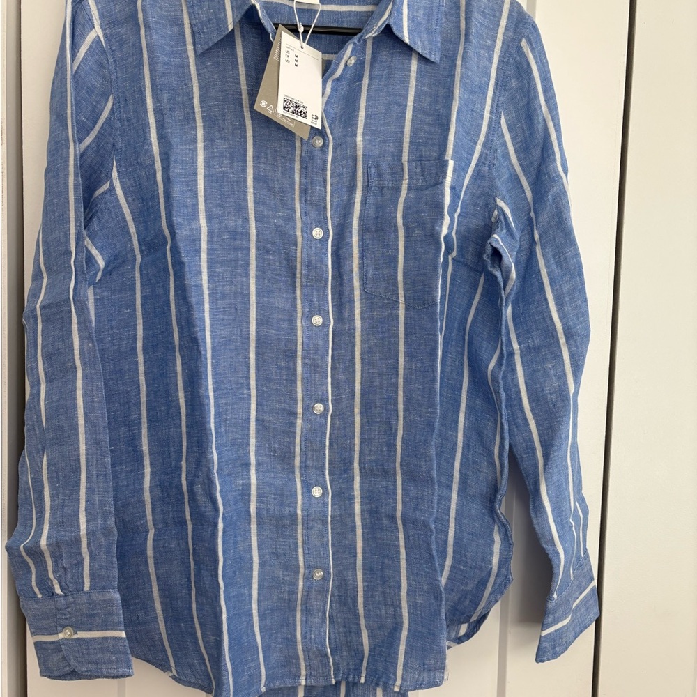 H&M Blue Striped Button Down Shirt